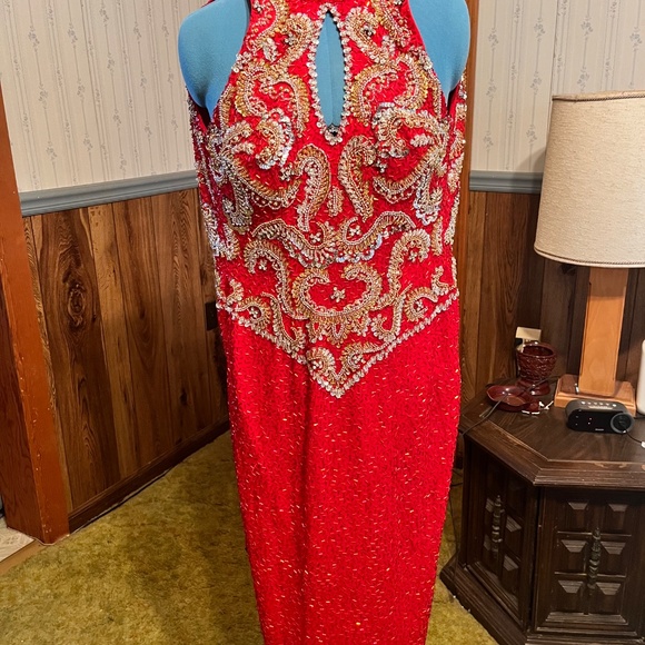 Red sequined formal - Picture 2 of 7